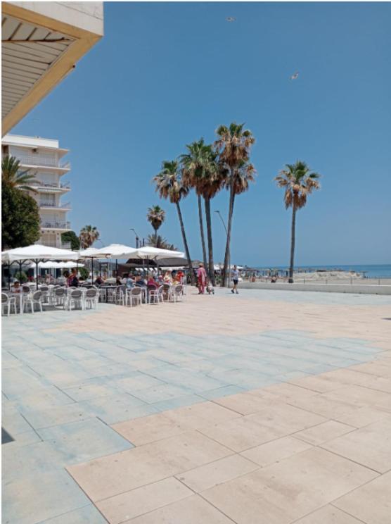 Beach Side Apartment -Estepona Eksteriør billede